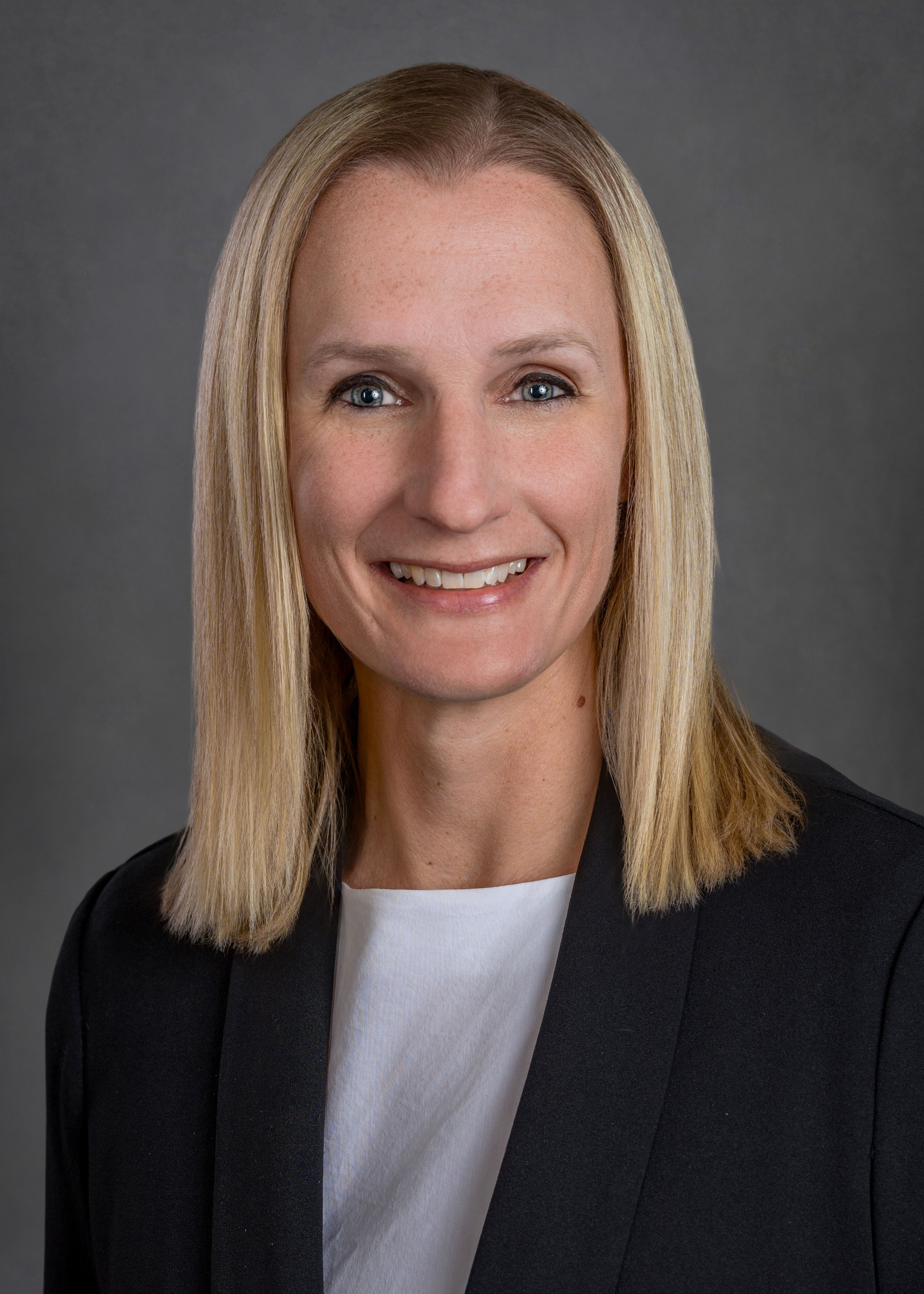 Photo of Beth Robinson